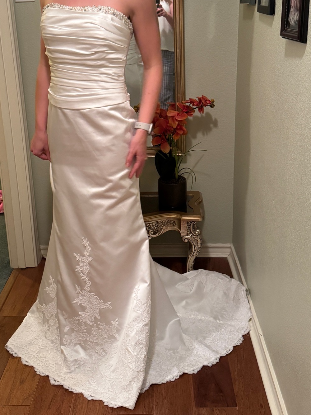DaVinci White Strapless Ruched Satin Wedding Gown with Beaded Bodice Size 6